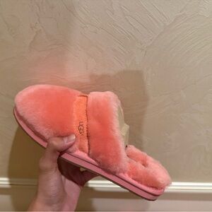 UGG Coral Fluffy Slippers